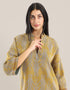 Short dress with contrasting color trims
